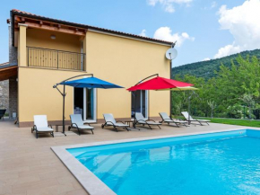 Quaint Holiday Home near Buzet with Terrace